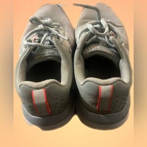 Women's Under Armour Size 6.5